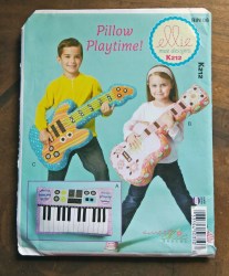 212K MCCALLS STUFFED PILLOW TOY KEYBOARD, GUITARS PATTERN UNCUT